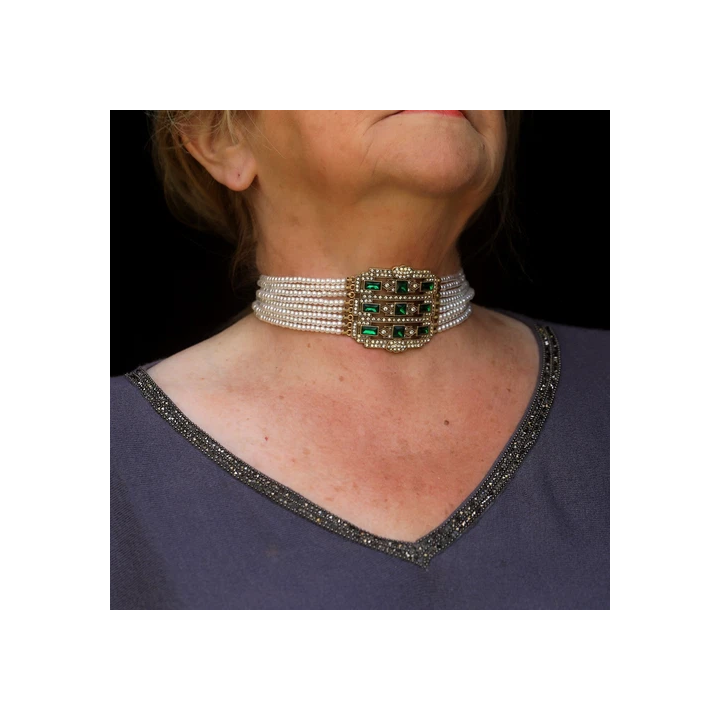 bague raffinée en perle noire de Tahiti baroque dorée à lor j