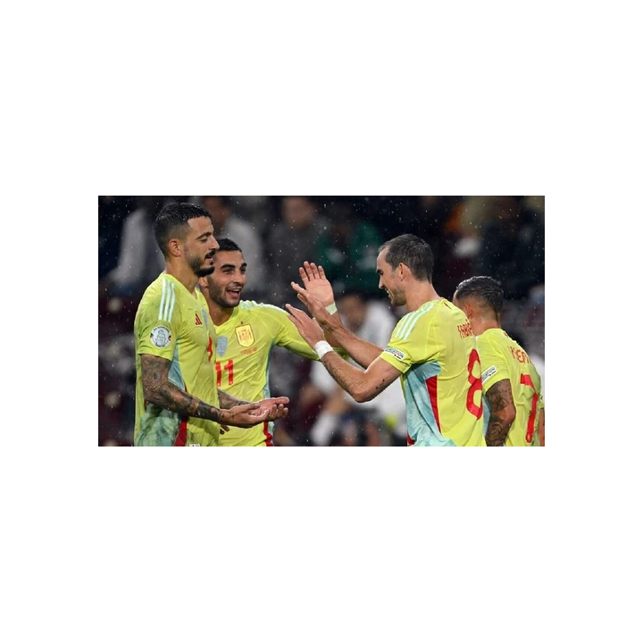 NOUVELLE ANNONCEKit Patch flocage MARQUINHOS 5 PSG Maillot Fourt