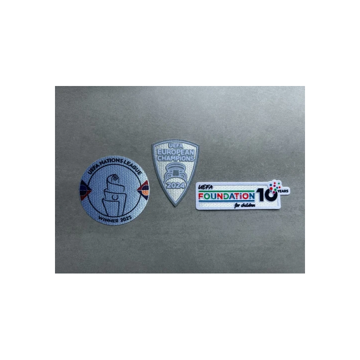 NOUVELLE ANNONCEKit Patch flocage MARQUINHOS 5 PSG Maillot Fourt