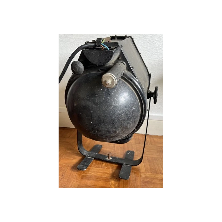 Lampe de bureau type industriel Chehoma made in Belgium - SHOP.T