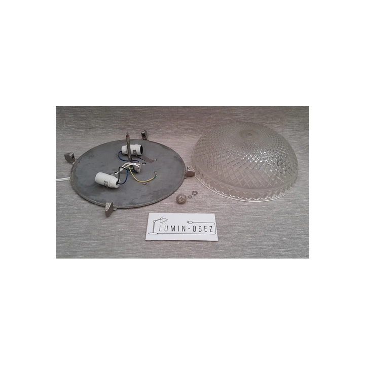 NOUVELLE ANNONCELAMPE AMBIANCE DESIGN 1970 LA SPHEERIQUE SOUCOUP