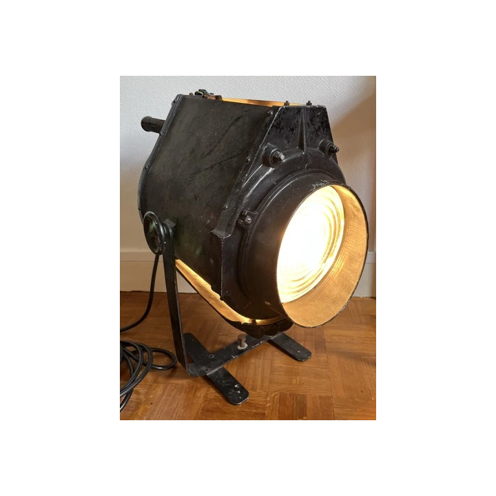 Lampe de bureau type industriel Chehoma made in Belgium - SHOP.T