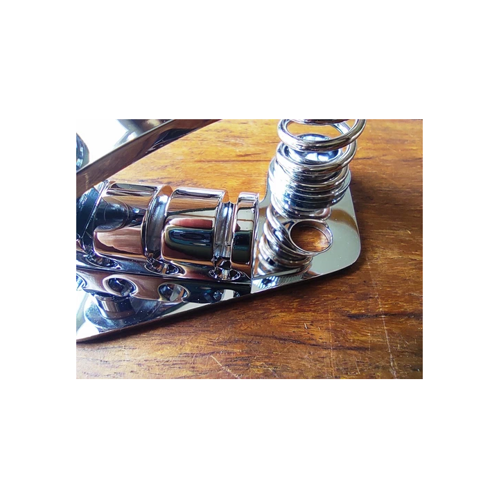 NEW BRIDGE FENDER 0081239049 - fully adjustable - chrome - guita