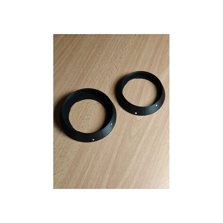 Accessories for Fuji Fujica G690 medium format camera- caps- rig