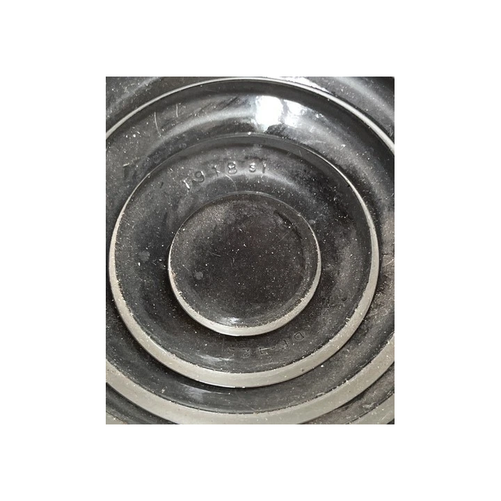 NOUVELLE ANNONCEpaire de vases en laiton vintage petits petits v