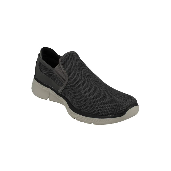 NOUVELLE ANNONCEChaussures de marque FILA pour homme taille 4647