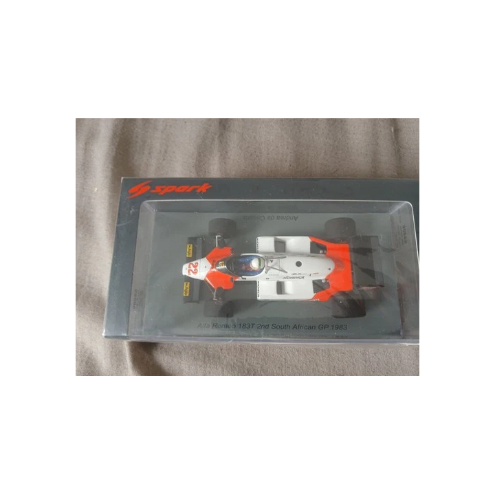 MINICHAMPS 143 - MERCEDES-AMG W15 E PERFORMANCE - WINNER BRITISH